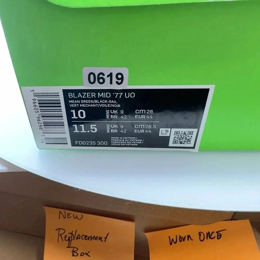 Nike Mens Shoes Dunk Mid 77 Oregon Ducks Limited Edition Sneakers Green Size 10 - Picture 8 of 8